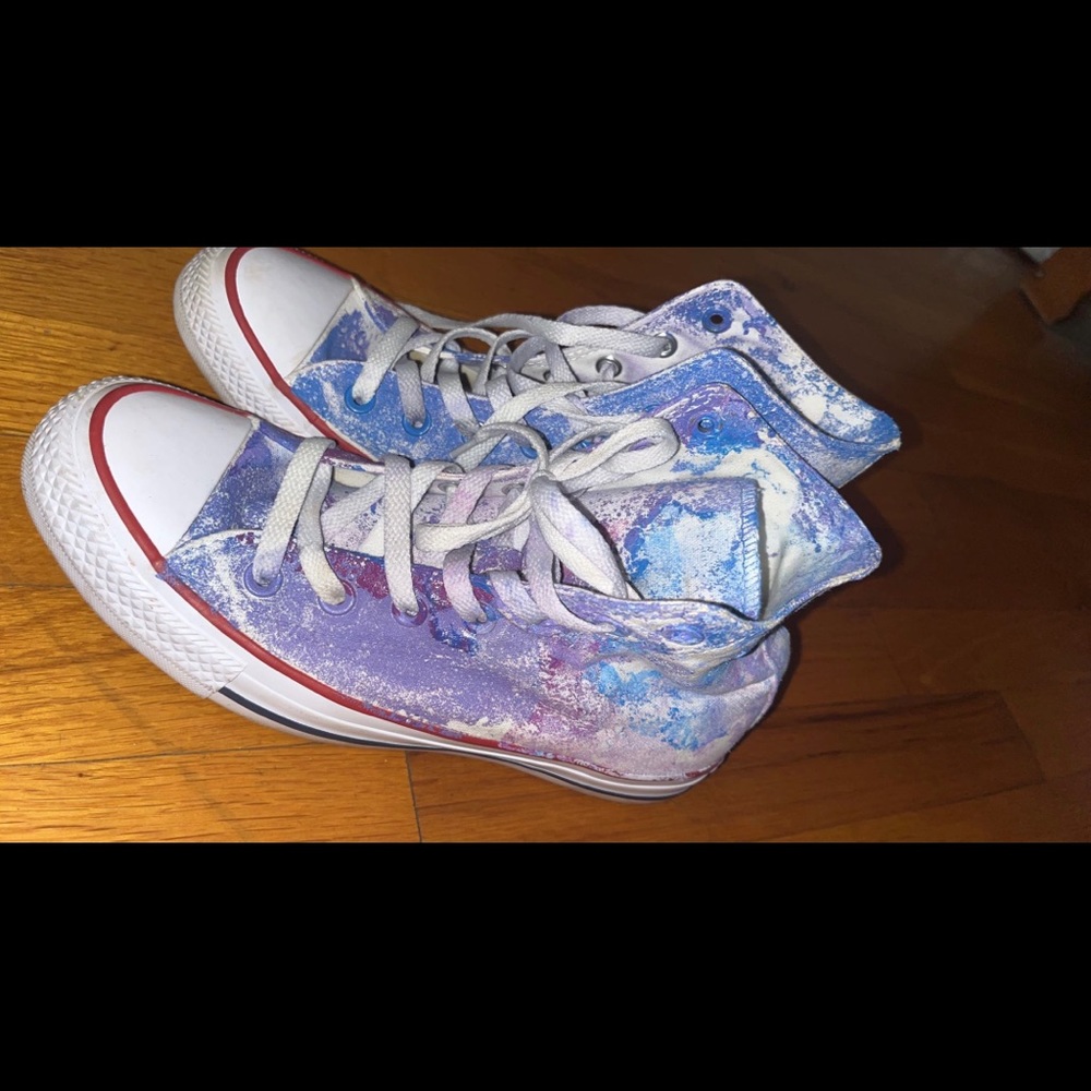 White galaxy converse, size 8.